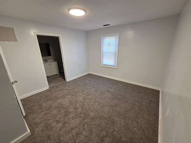 3736 Cleveland Ave — Photo 4