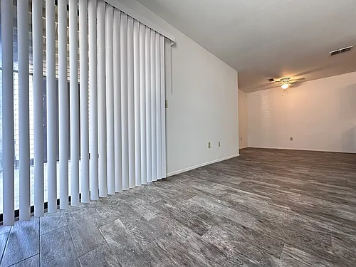 Brookhollow Apartments Photo 1
