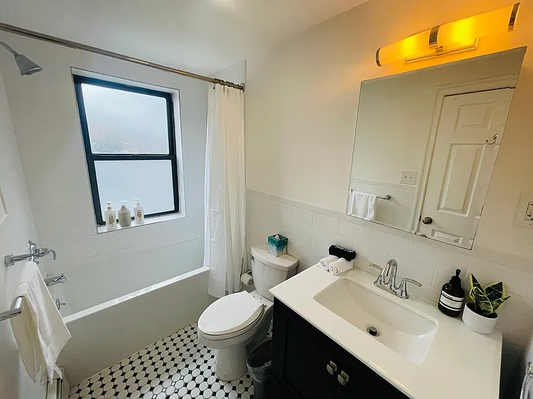 134 Wayne St #3 — Photo 8