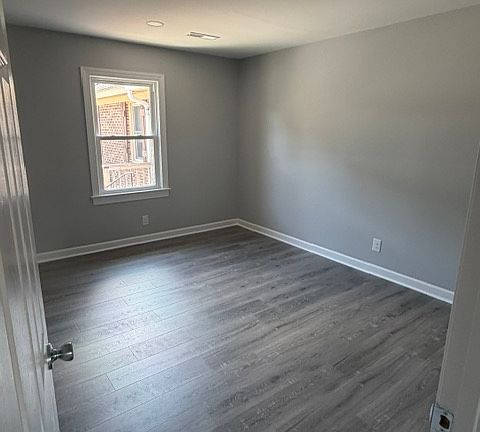 5th image of 416 Nelson St #3