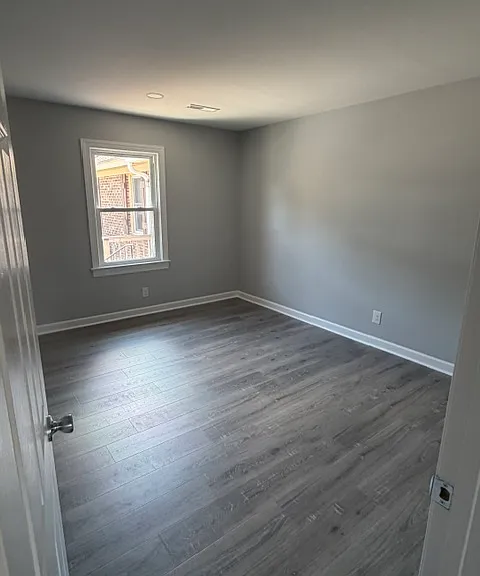 416 Nelson St #3 — Photo 5