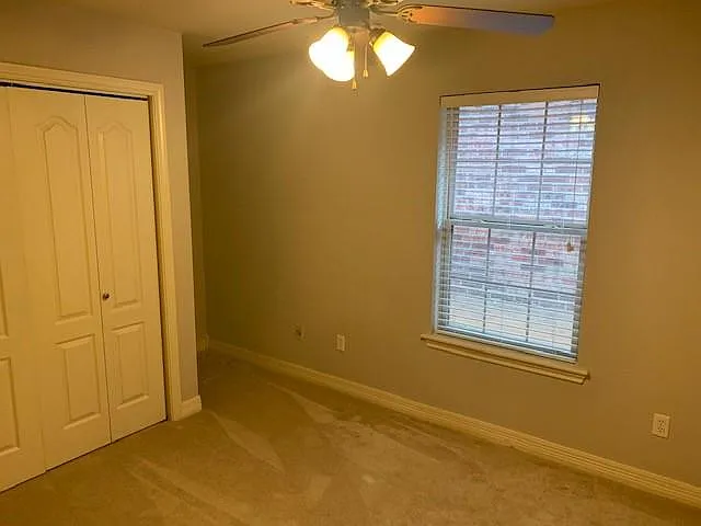 1707 Valley Brook Ln — Photo 15