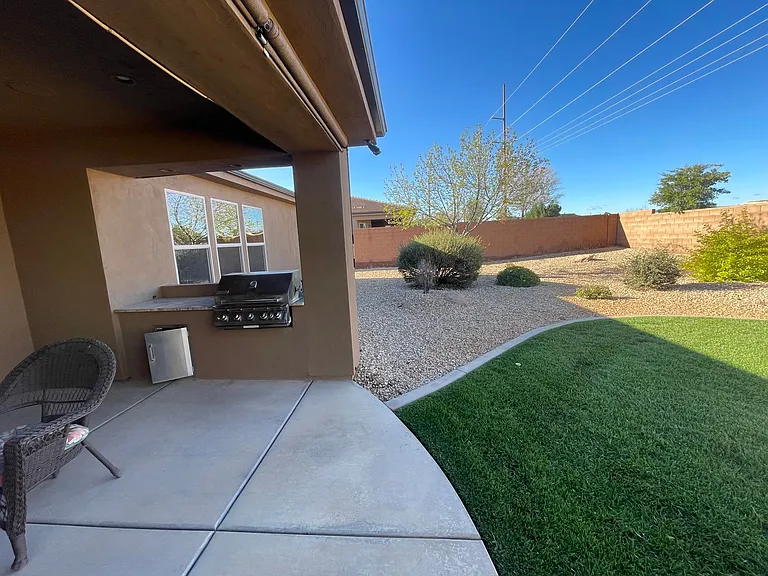 2676 S 3030 E — Photo 28