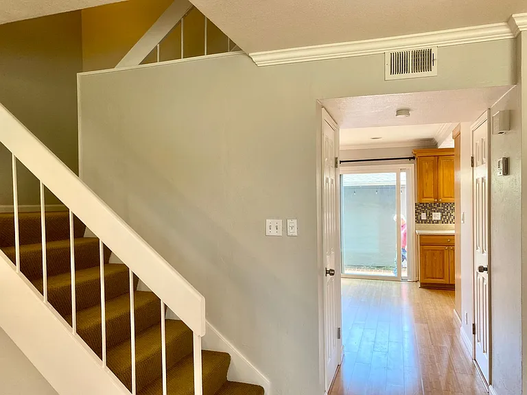 162 Lawnview Cir — Photo 12