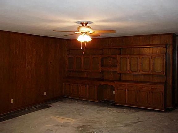4th image of 9942 Milltrail Dr