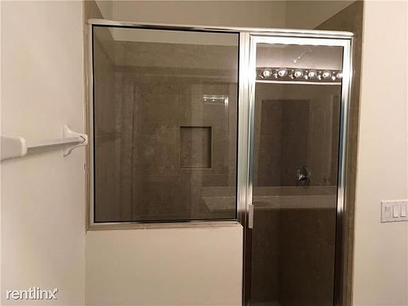 43334