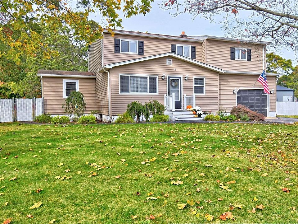 1st image of 366 Orchid Dr