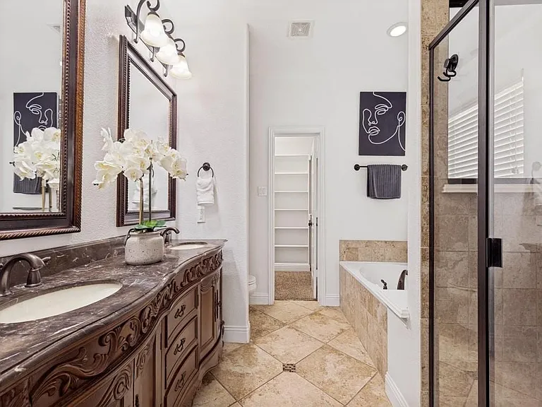 16400 Stillhouse Hollow Ct — Photo 15