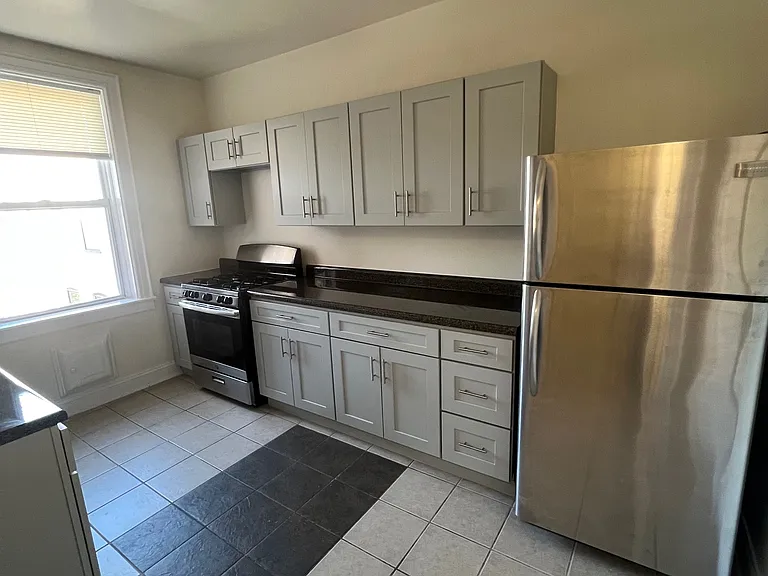 164 S Harrison Street — Photo 25