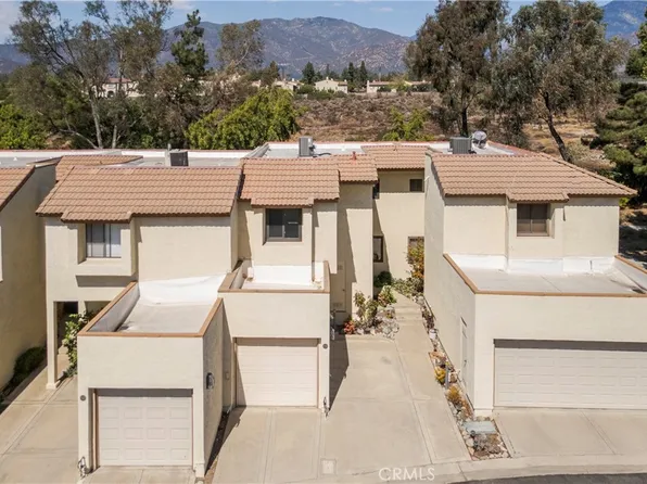 851 Endicott Dr, Claremont, CA 91711
