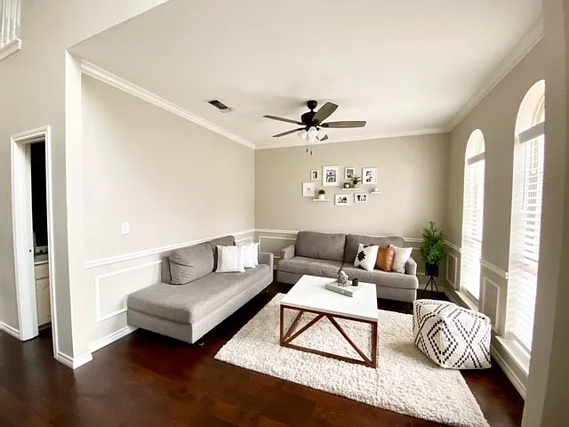 4 bed, 2.5 bath, 2660 sqft, $3,100 — Photo 4