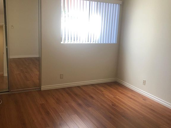 5th image of 338 Salem St APT 201