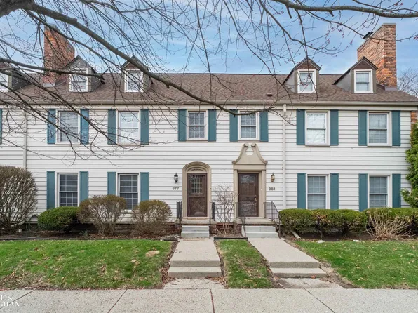377 Rivard Blvd, Grosse Pointe, MI 48230