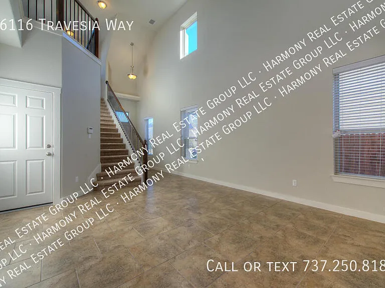 16116 Travesia Way — Photo 5