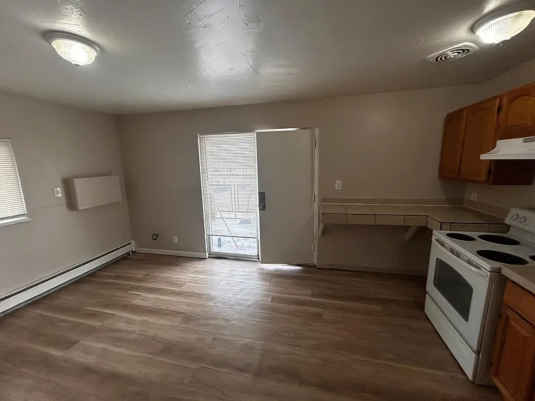 1474 Xenia St #1 — Photo 2
