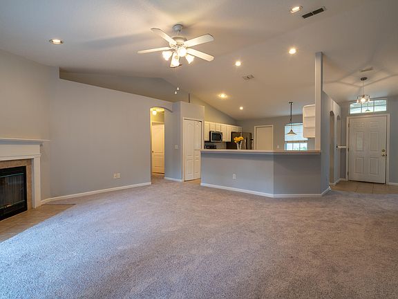 3rd image of 12802 Chets Creek Dr N