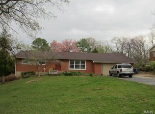 1045 Druso Ln, Saint Louis, MO