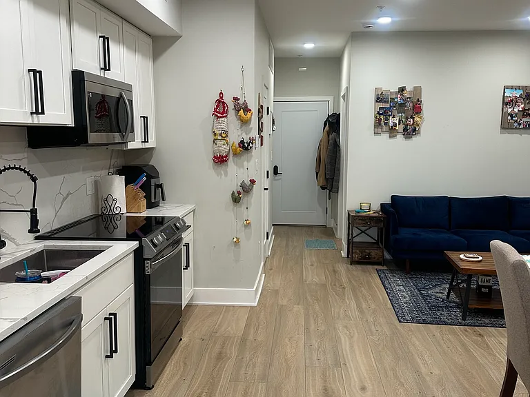 611 Kennedy St NW #202 — Photo 9