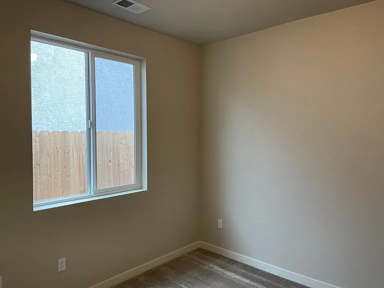 573.5 Country Hollow Dr — Photo 4