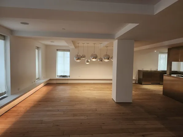 140 East 63rd Street image 8 of 27