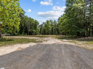 7615 N 178th Hwy, Donalds, SC 29638