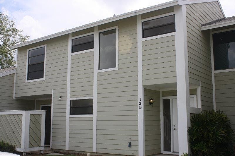 1st image of 201 Lakewood Dr APT 12B