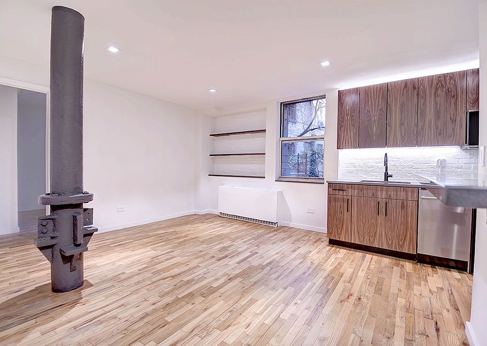 1st image of 123 Bank St #170A