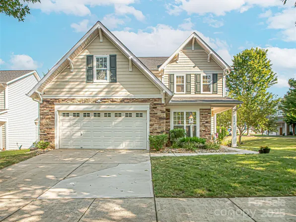 1304 Hammond Dr, Matthews, NC 28104