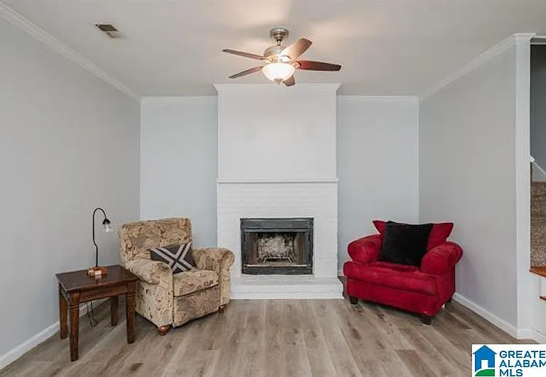 218 Carl Nichols Dr — Photo 4