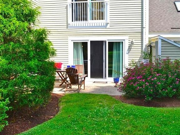 2nd image of 214 Billington Lane #214