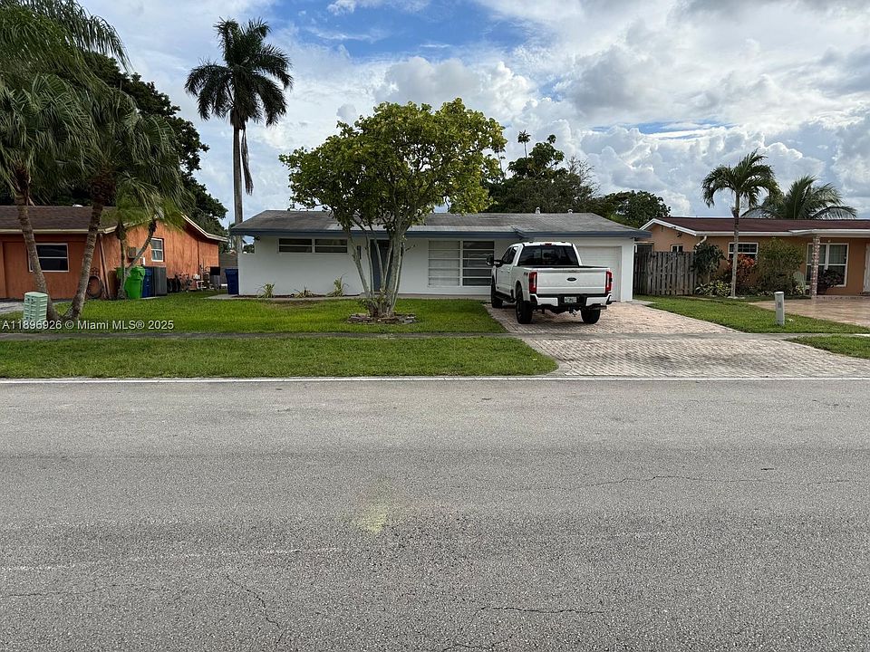1st image of 8600 NW 27th Pl