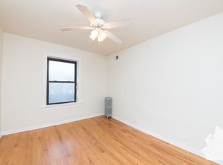 1249 W Henderson St #G, Chicago, IL 60657