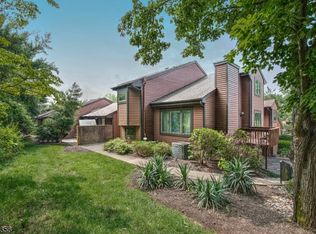 58 Aspen Dr, Basking Ridge, NJ 07920