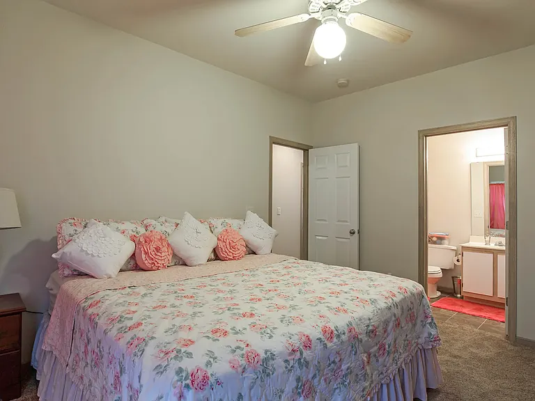 City Homes at Fall Creek — Photo 26