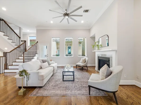 1617 Shearn St, Houston, TX 77007