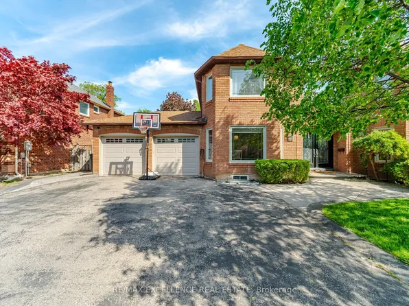 28 Ridelle Ct, Brampton, ON L6Z 4M2