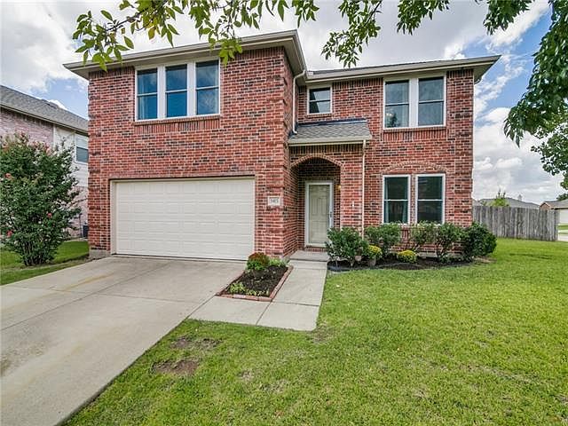 1st image of 1415 Summerdale Ln