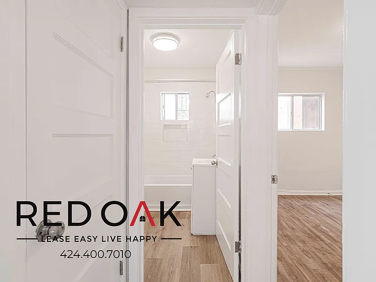 5217 Virginia Ave #5221-1/2 — Photo 16