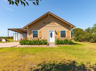 261 Red Rd, Howe, TX 75459