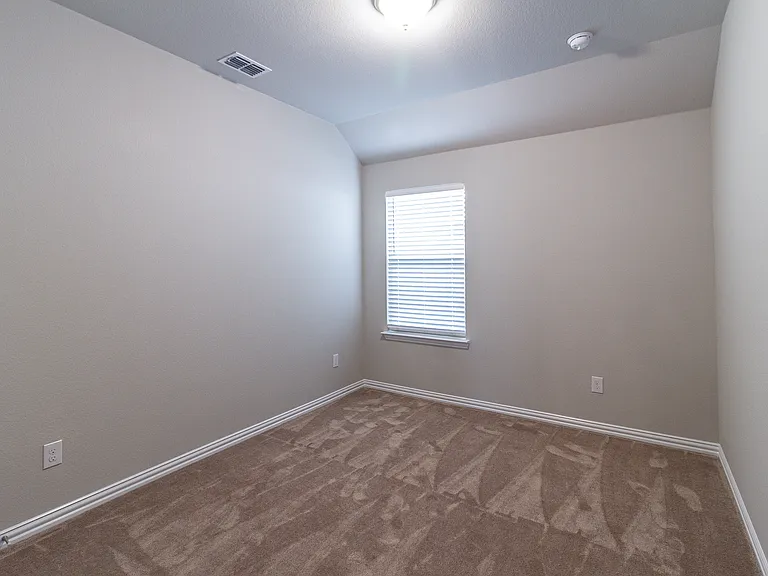 3004 Teak Dr — Photo 7