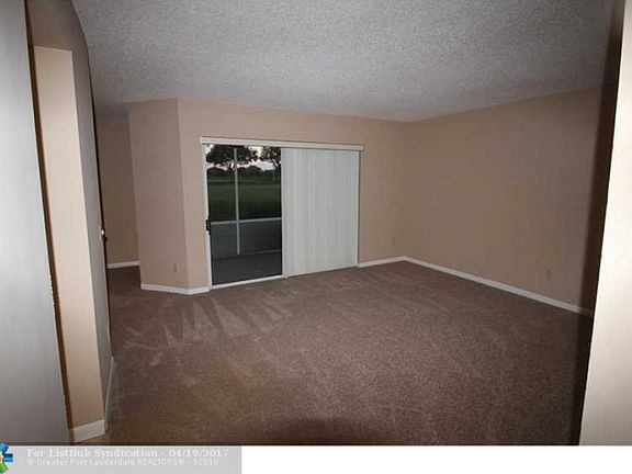4th image of 1021 Coral Club Dr #1021