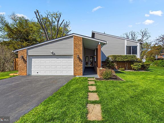 2nd image of 101 Hopeland Ln