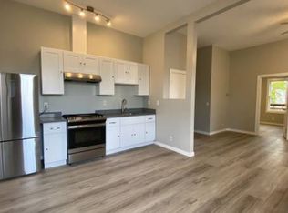 830 Milton St #826, Oakland, CA 94607