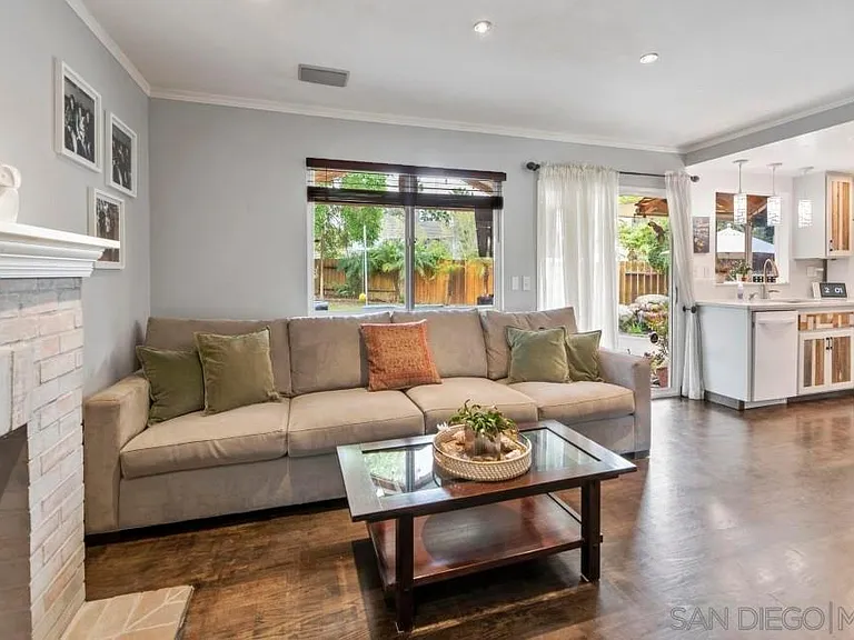 11205 Candleberry Ct — Photo 15