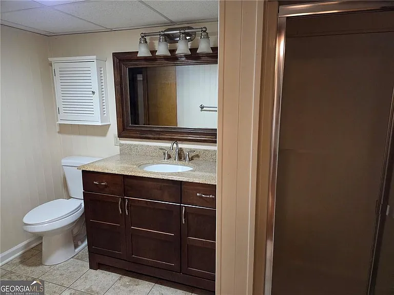 984 Overlook Dr — Photo 16