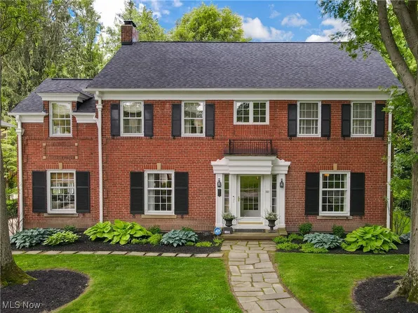 2952 Kingsley Rd, Shaker Heights, OH 44122