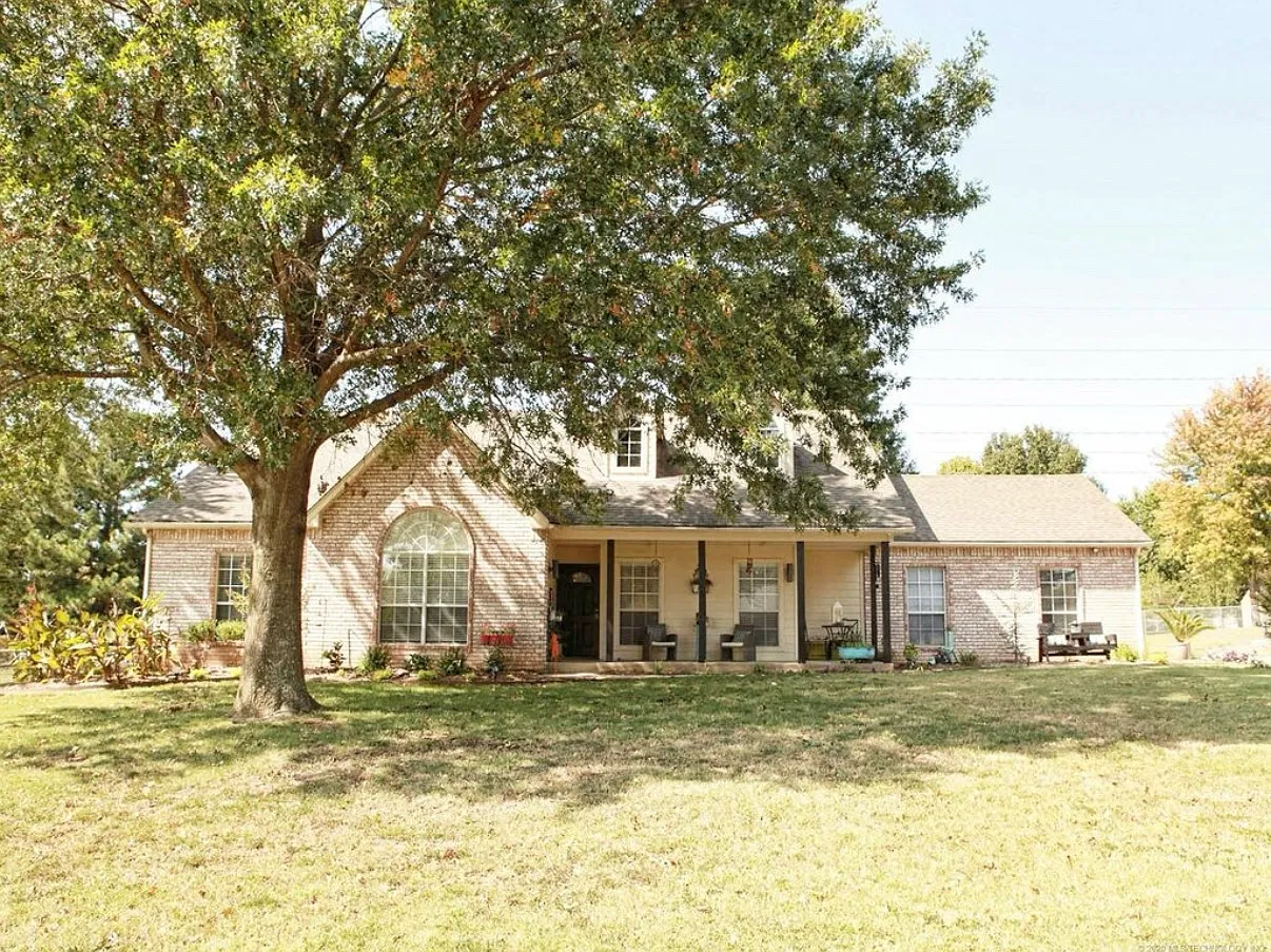 8576 S Murphree Dr — Photo 2
