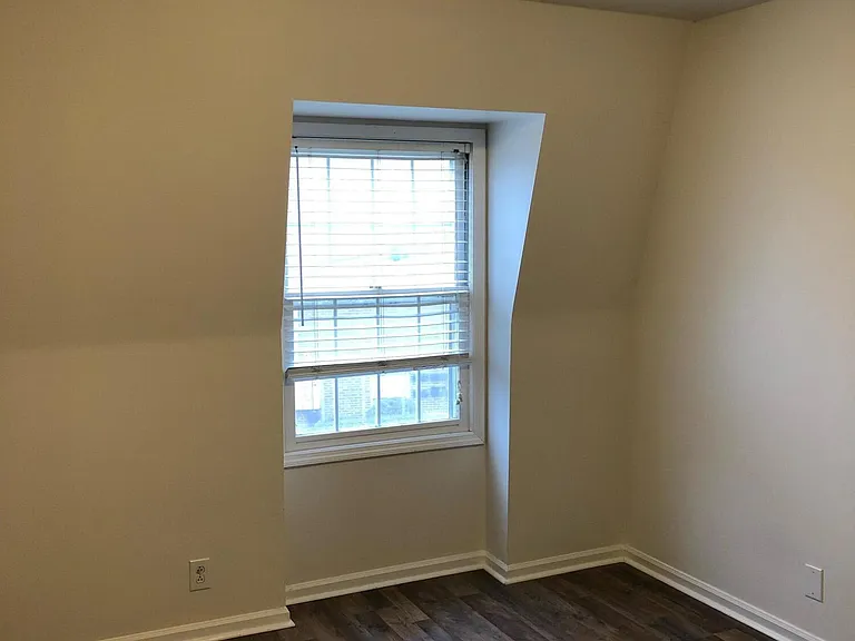 904 Plaza Dr #11 — Photo 24