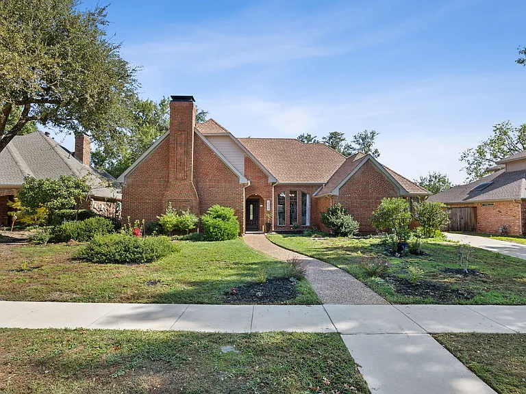 6524 Pheasant Run Rd — Photo 1