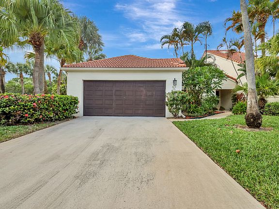2nd image of 601 Sea Oats Drive #D-1